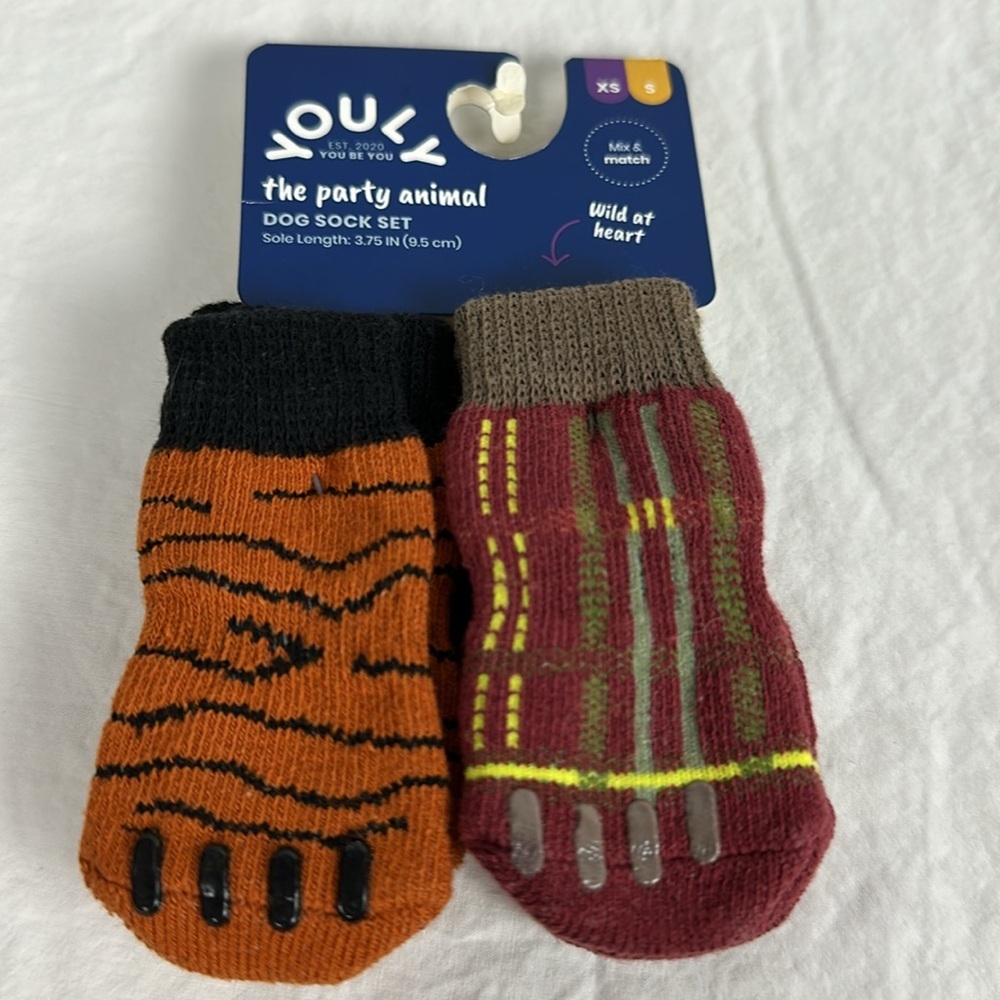 YOULY the party animal dog sock set - size s/xs. New With Tags